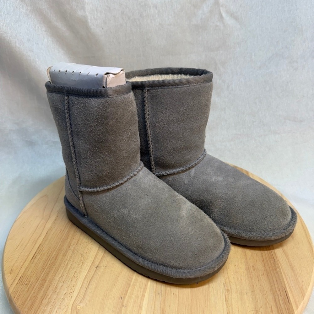 KOOLABURRA BY UGG Gray Suede Faux Fur Victoria Short Boots Size 1